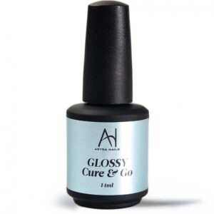 Frasco de esmalte de uñas Astra Nails Glossy Cure & Go de 14 ml, con envase negro y etiqueta azul claro metalizada